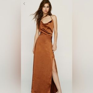 Beautiful brand new dress. Got the wrong size initially.